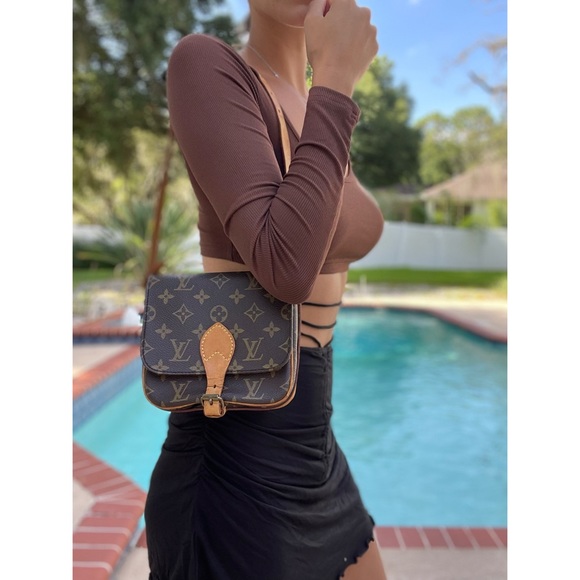 Louis Vuitton Handbags - SALE 🌹 Louis Vuitton 1988 Cartouchiere GM Monogram Shoulder Handbag